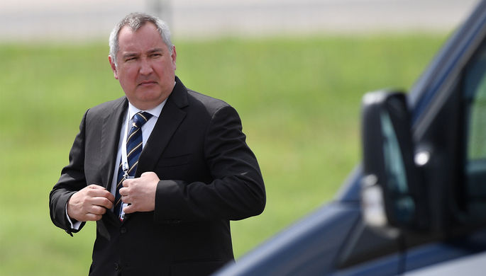 Рогозин: обшивку корабля «Союз» могли просверлить в космосе