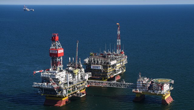 Принц Саудовской Аравии "предсказал" уход России и Китая с рынка нефти