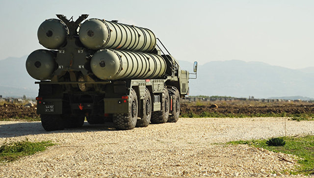 Трамп пообещал ответить на покупку Индией С-400