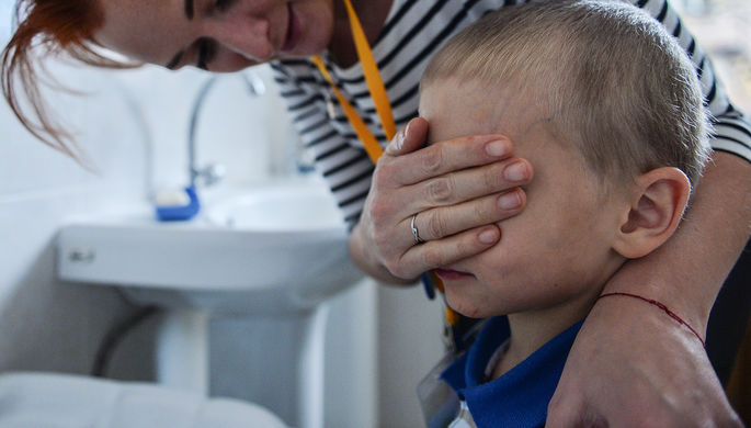 Ученые выяснили, что голос матери будит лучше пожарной сигнализации