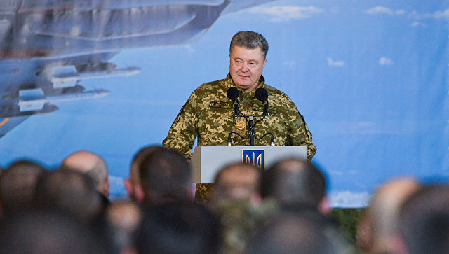 Порошенко приказал открывать огонь в Донбассе "для сохранения жизни людей"