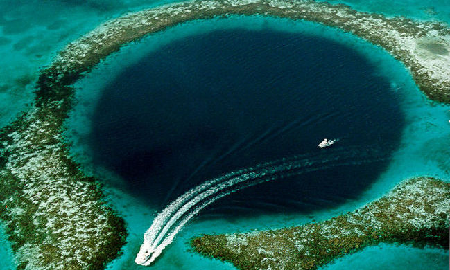 Внук Кусто создаст гидролокационную карту Большой голубой дыры