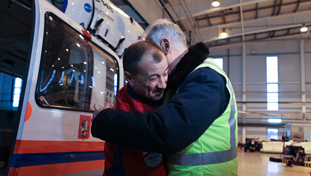 "Волшебник на вертолете": как санитарная авиация спасает жизни в Москве