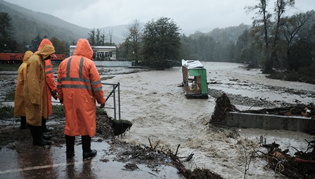 Микрорайон многодетных семей под Туапсе остался без воды, света и дорог