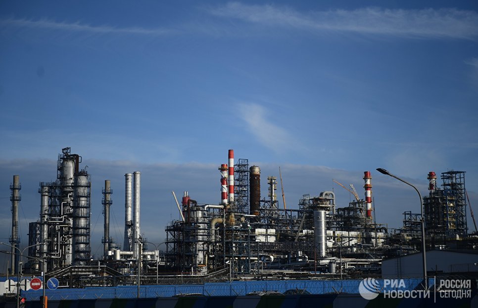 В Минэнерго назвали возможную причину пожара на НПЗ в Капотне