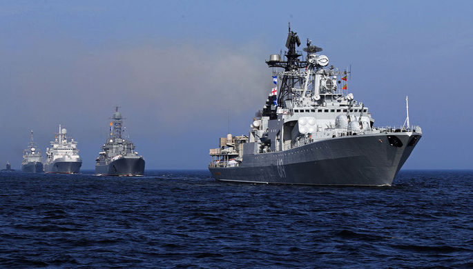 Россия и Япония начали антипиратское военно-морское учение