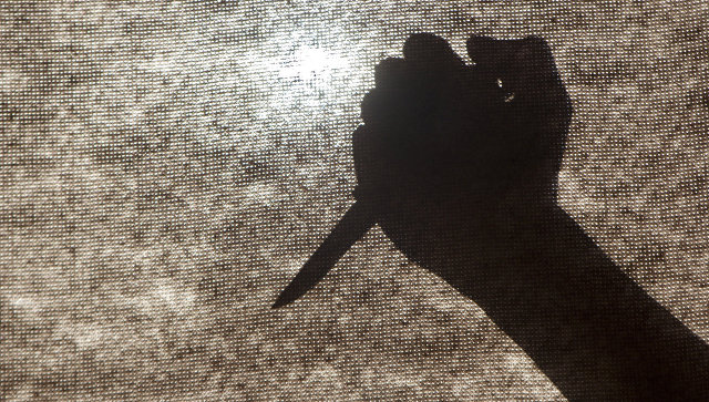 Женщина напала с ножом на супруга рядом с главным аэропортом Камчатки