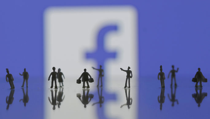 В Facebook связали заблокированные перед выборами аккаунты с Кремлем
