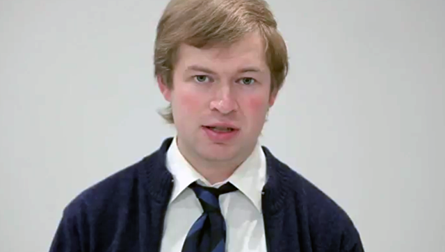 Жена актера сериала "Физрук" ранила его ножом, сообщил источник