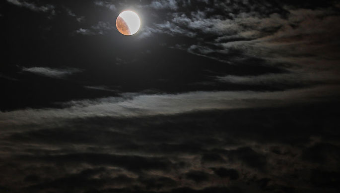 Москвичи смогут увидеть «поцелуй» Луны с Сатурном 11 ноября