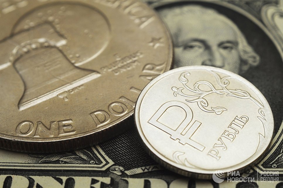 Эксперты не считают рубль самой рискованной валютой в мире