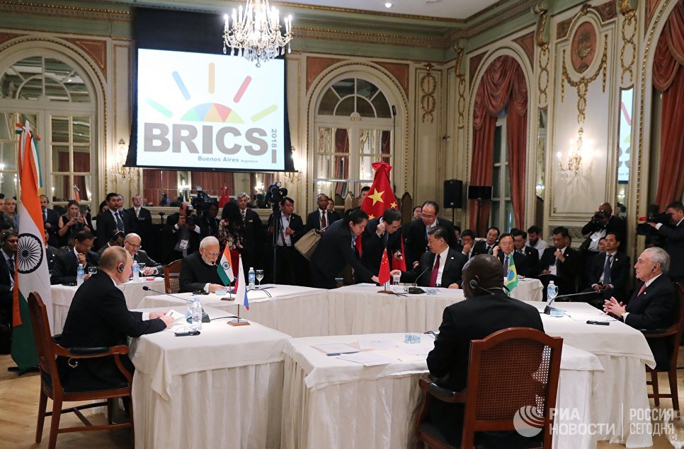 О санкциях, Сирии и ДРСМД: Путин выступил на встрече БРИКС в Аргентине