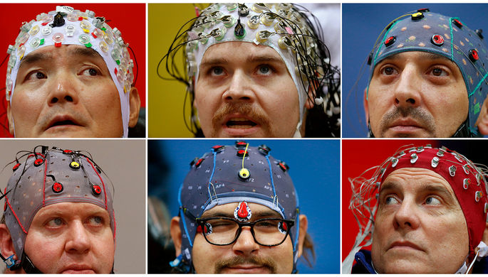 Высокую концентрацию внимания поддержали, показывая человеку реакции его мозга