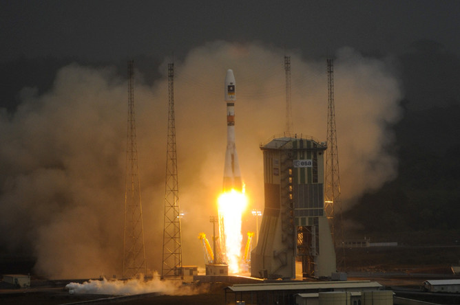 Ракета Ariane 5 стартовала с космодрома Куру