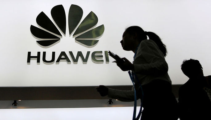 Финансовый директор Huawei подала в суд на власти Канады