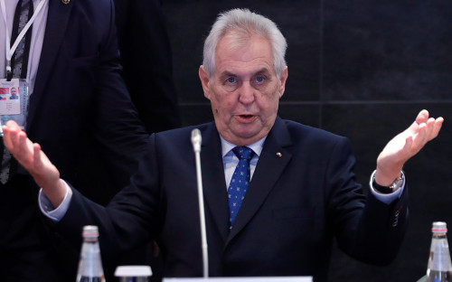 Земан допустил отмену визита в Москву из-за позиции по событиям 1968 года