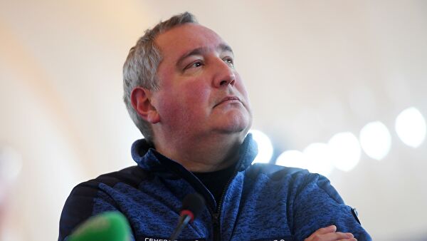 Рогозин рассказал космонавтам на МКС об успехах отрасли в 2019 году