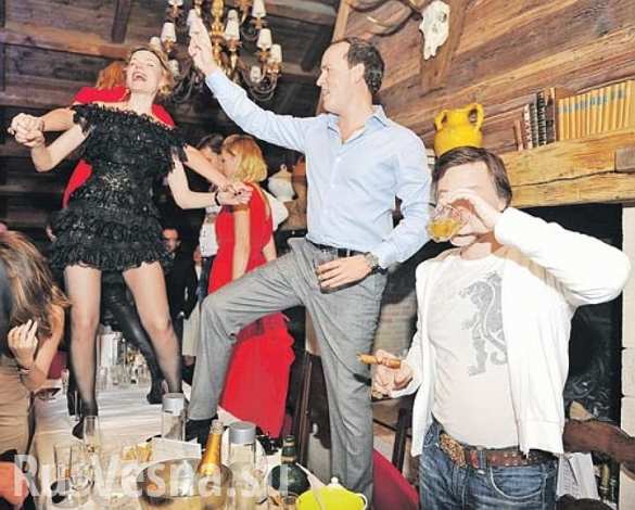 Что есть и пить на Новый Год — советы ученых (ФОТО, ВИДЕО)