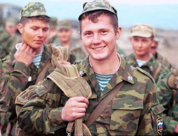 Видео: как шутят в армии