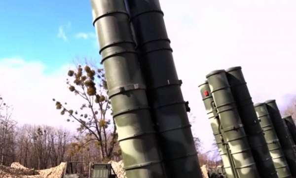 Sohu предполагает: Расположенные в Сирии С-400 помогли обнаружить F-35 у границ Ирана Sohu предполагает: Расположенные в Сирии С-400 помогли обнаружить F-35 у границ Ирана