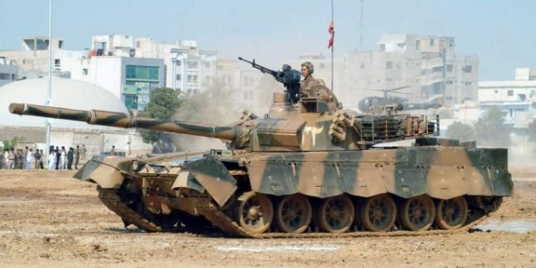 «За явным перевесом»: Индия vs. Пакистан «За явным перевесом»: Индия vs. Пакистан