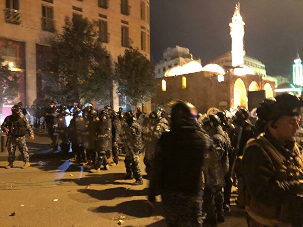 Силовики взяли под контроль ситуацию в центре Бейрута