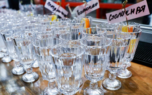 Суд в Нидерландах подтвердил право России на бренд водки Stolichnaya :: Бизнес :: РБК