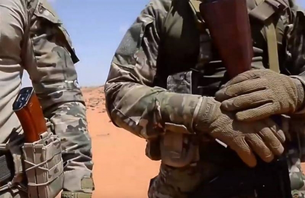 Сочинительство от Sohu: &laquo;Россия направила в Иран 80 спецназовцев&raquo;