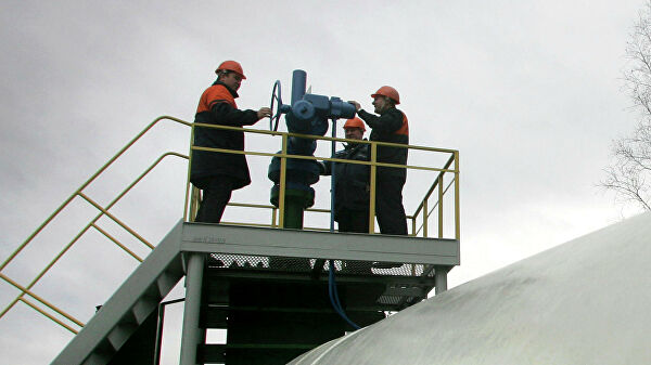 Пошлина на экспорт нефти из России понижается с 1 января