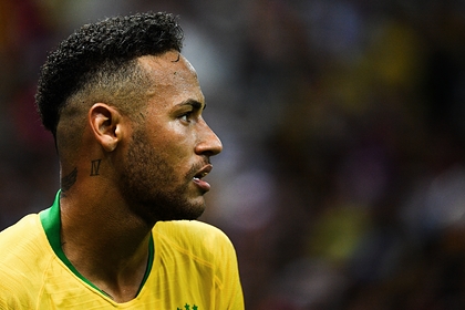 Стало известно о тайном романе Неймара и русской модели