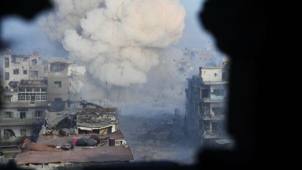 СМИ сообщили о трех погибших при взрыве заминированной машины в Сирии СМИ сообщили о трех погибших при взрыве заминированной машины в Сирии