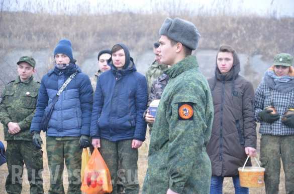 Военное Рождество в ЛНР (ФОТО)