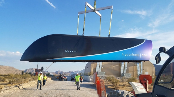 Индия отказалась от Hyperloop Маска