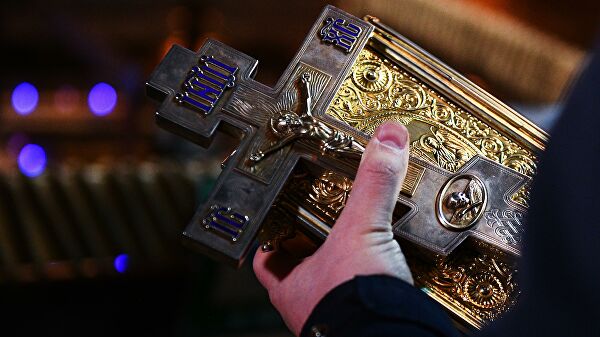 Более двух миллионов россиян приняли участие в крещенских купаниях