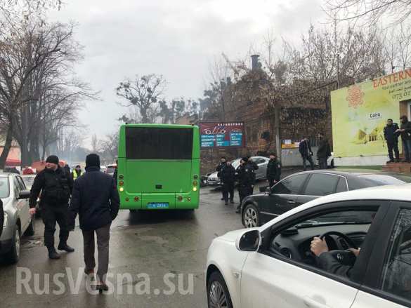 «Стыд и позор»: Украинские мусульмане жалуются на притеснения со стороны полиции (ФОТО) «Стыд и позор»: Украинские мусульмане жалуются на притеснения со стороны полиции (ФОТО)