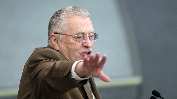 Жириновский уверен, что досрочных выборов в Госдуму не будет Жириновский уверен, что досрочных выборов в Госдуму не будет