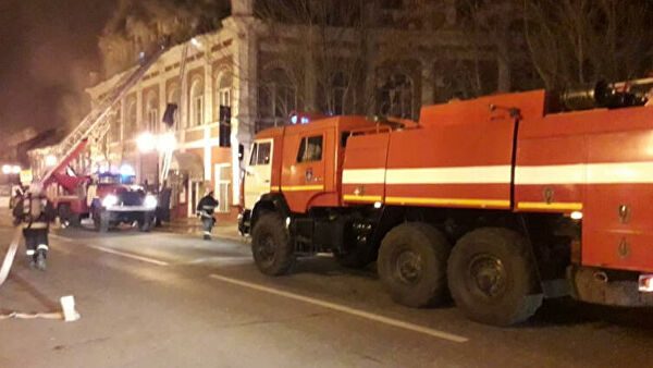 Пожар в многоквартирном доме в Астрахани потушили