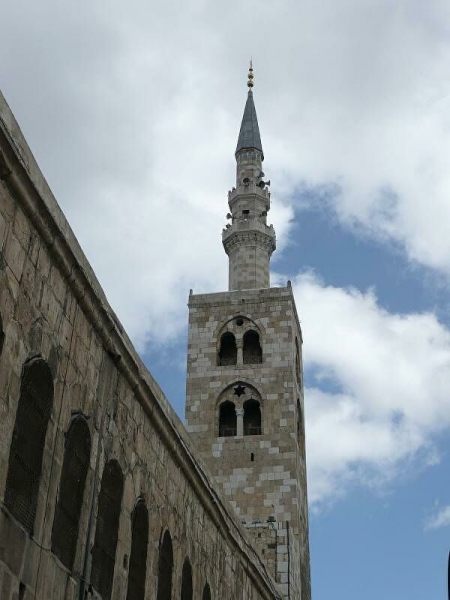 "Захороненные головы". Легенды мечети, с которой начнется конец света "Захороненные головы". Легенды мечети, с которой начнется конец света