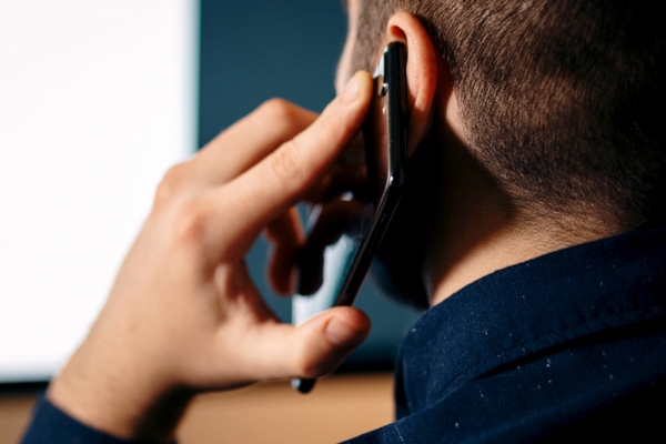 Путин разрешил задержанным звонки любым родственникам Путин разрешил задержанным звонки любым родственникам