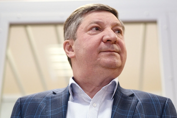 Суд арестовал генерал-полковника Арсланова Суд арестовал генерал-полковника Арсланова