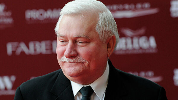 В Госдуме оценили слова Валенсы о репарациях