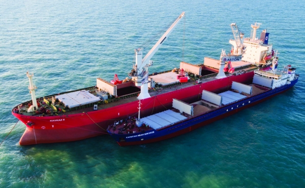 Минприроды предложило запретить перевалку нефти с судна на судно :: Бизнес :: РБК