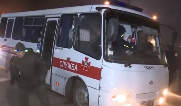 &laquo;Настоящие дикари&raquo;: Эвакуированные из Китая украинцы высказались о приёме на Родине