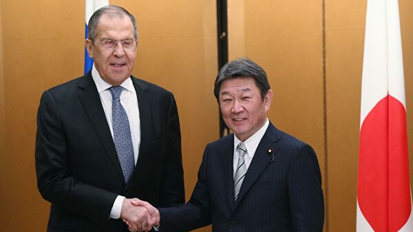 Глава МИД Японии рассчитывает провести встречу с Лавровым в Мюнхене