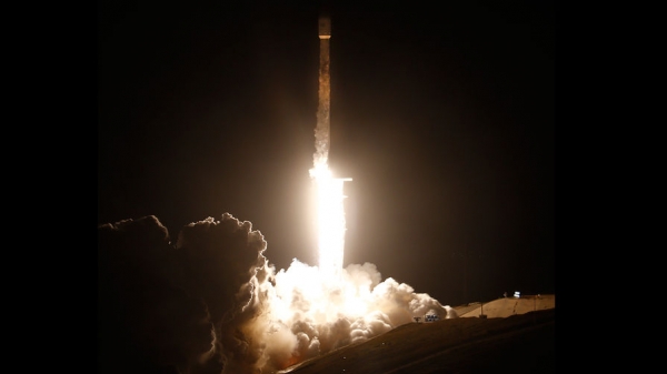 Иран не смог вывести ракету со спутником на нужную орбиту