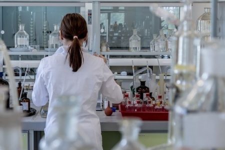 ВОЗ назвала сроки инкубационного периода нового коронавируса