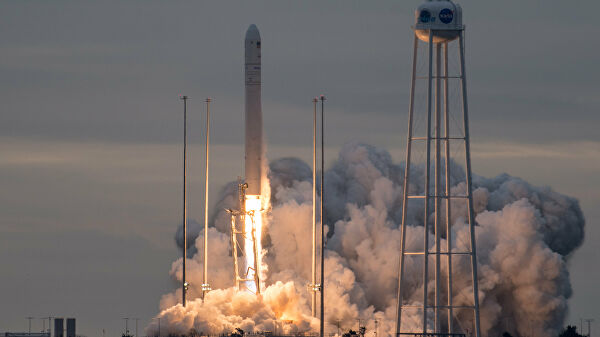 Ракета-носитель Antares стартовала в США с кораблем Cygnus