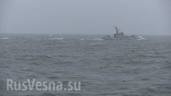 Украинские корабли провели стрельбы на Азове (ФОТО)