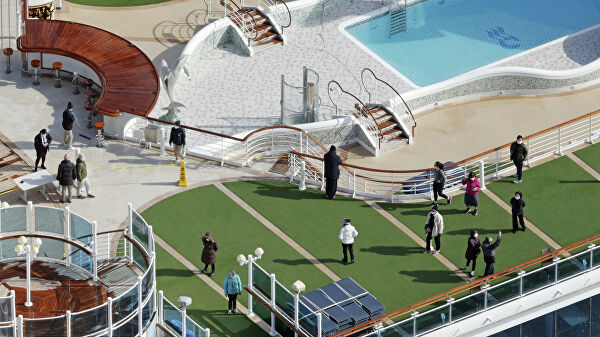 На лайнере в Японии выявили еще три случая заражения коронавирусом