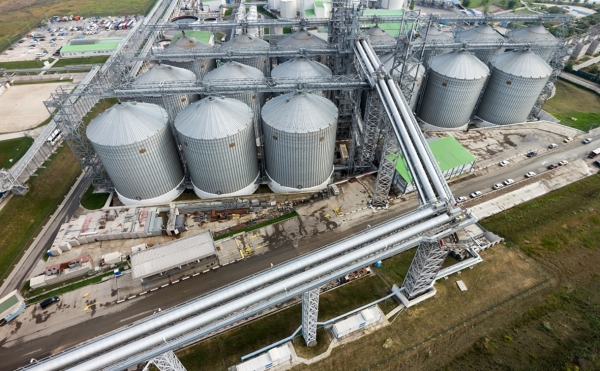 Швейцарский суд заморозил счета зернового терминала в Тамани :: Бизнес :: РБК